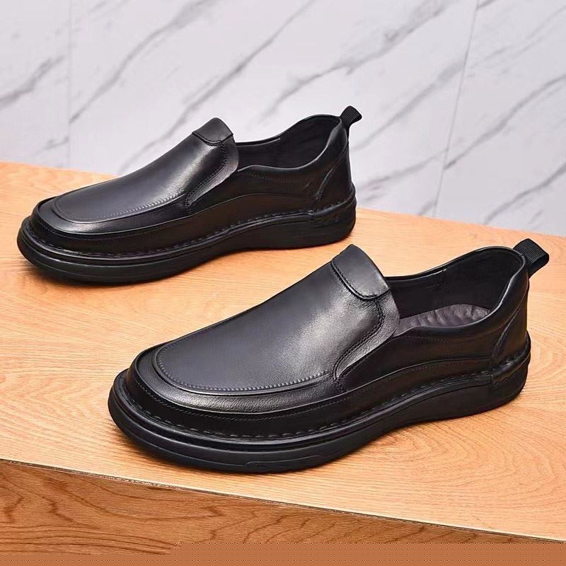 Pra*a casual shoes